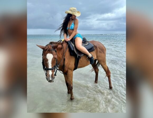 Horseback Ride N’ Swim & Dunn’s River Falls Ocho Rios